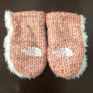 The North face baby mittens 12-24m
